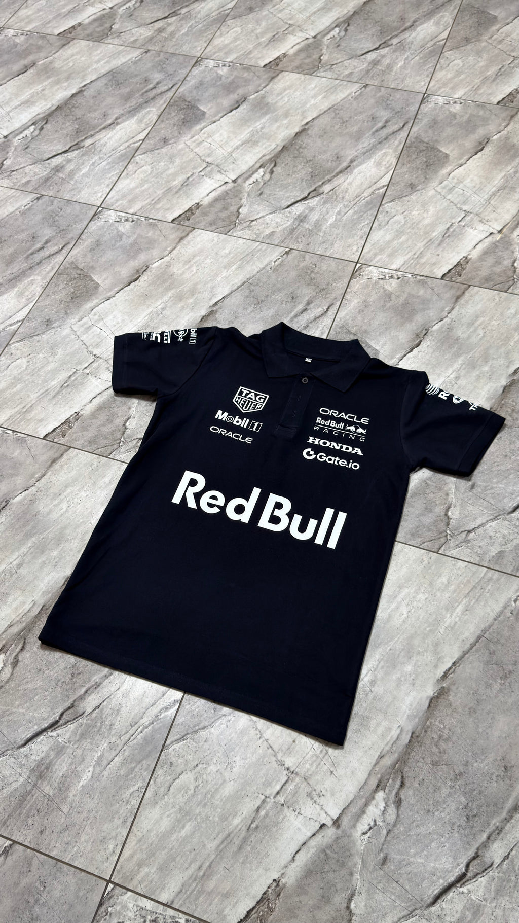 Pack Red Bull Racing 1:24 Polo + auto
