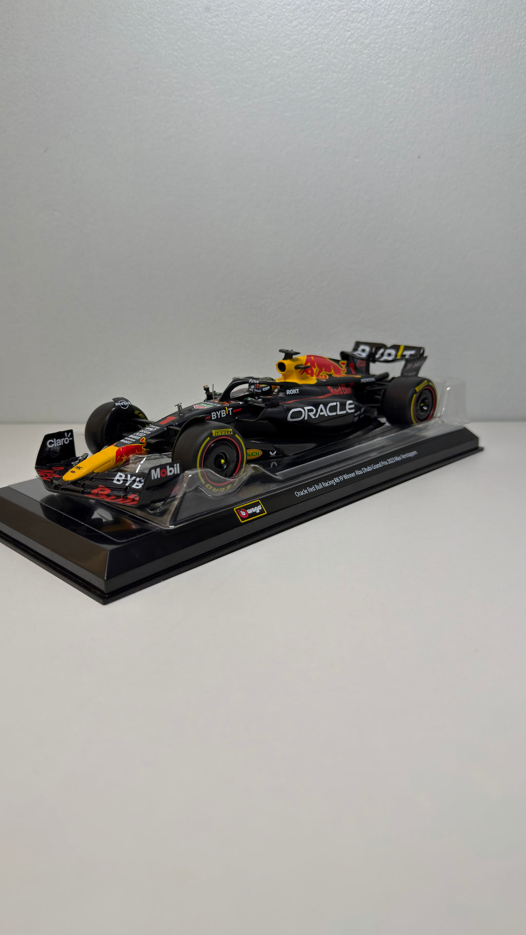 Red Bull RB19 - Verstappen