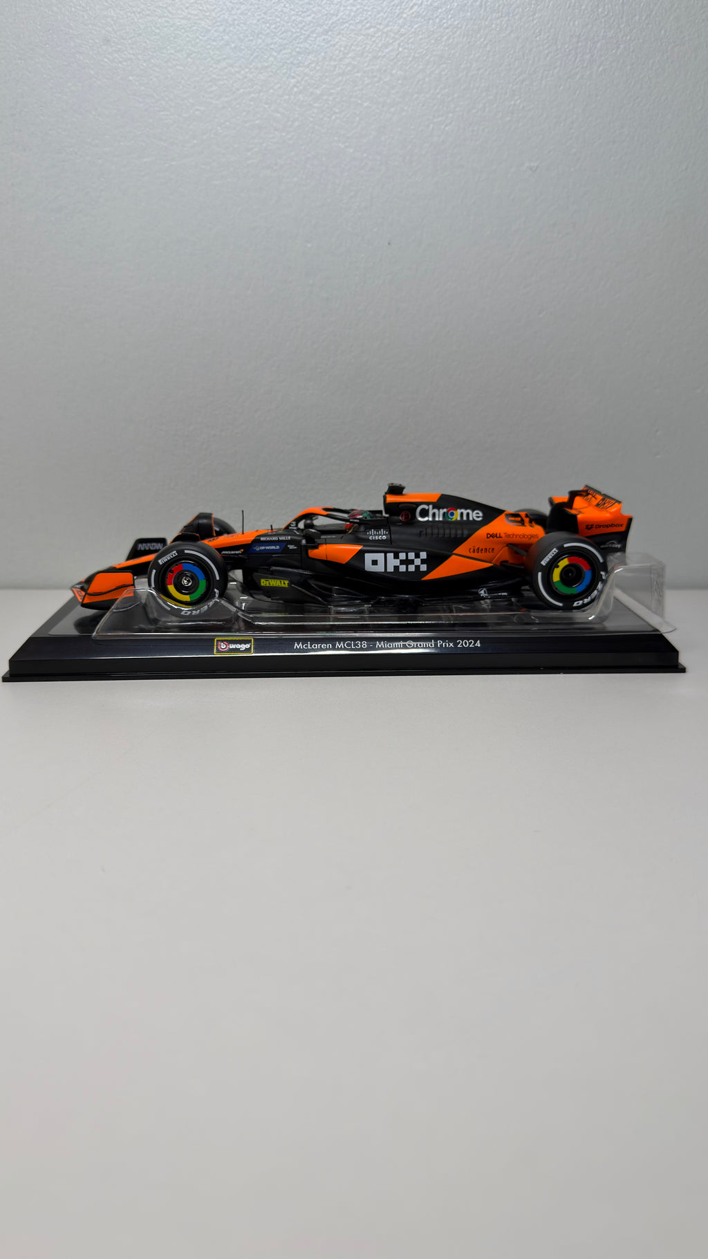McLaren MCL38 - Piastri