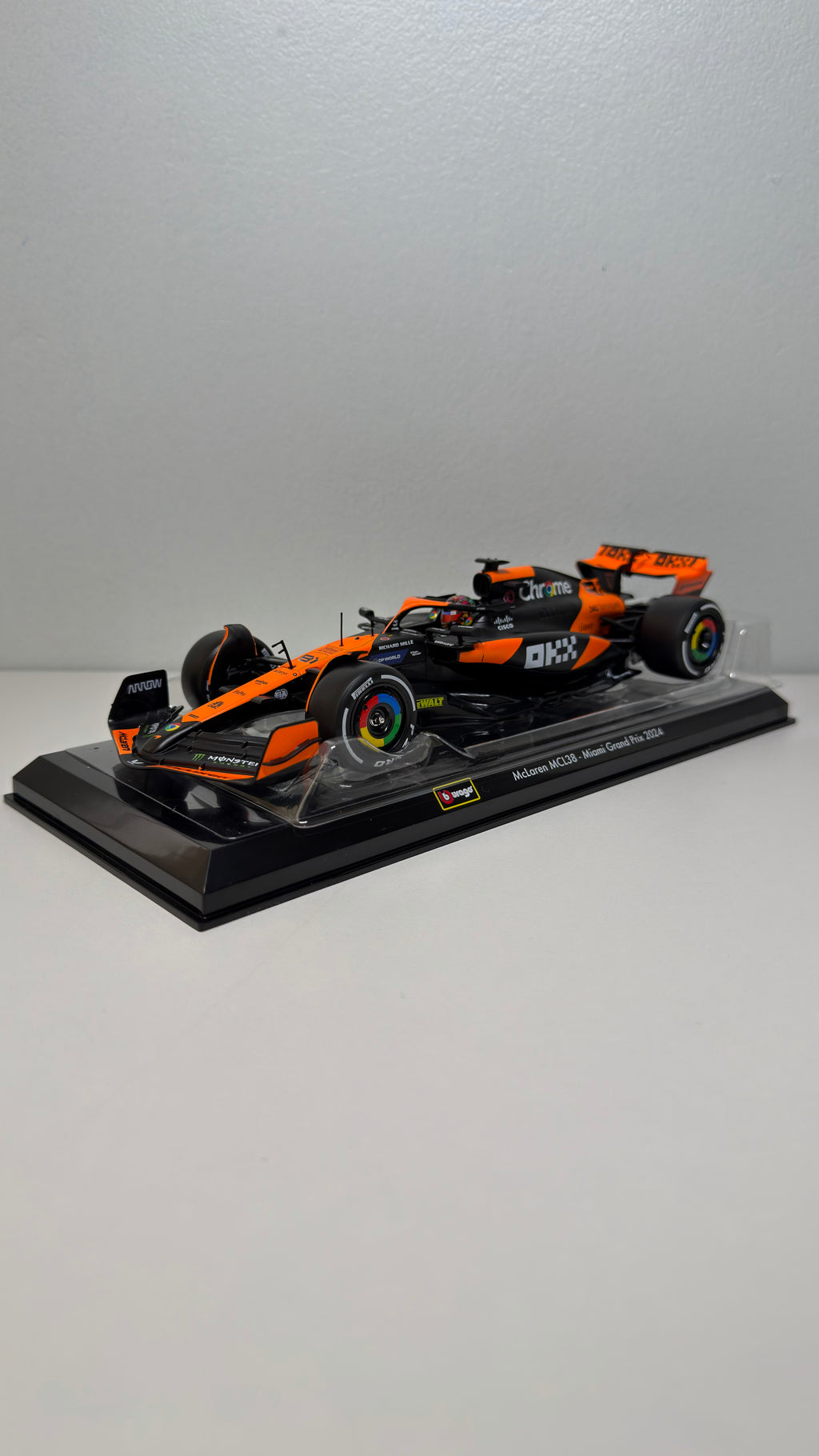 McLaren MCL38 - Piastri
