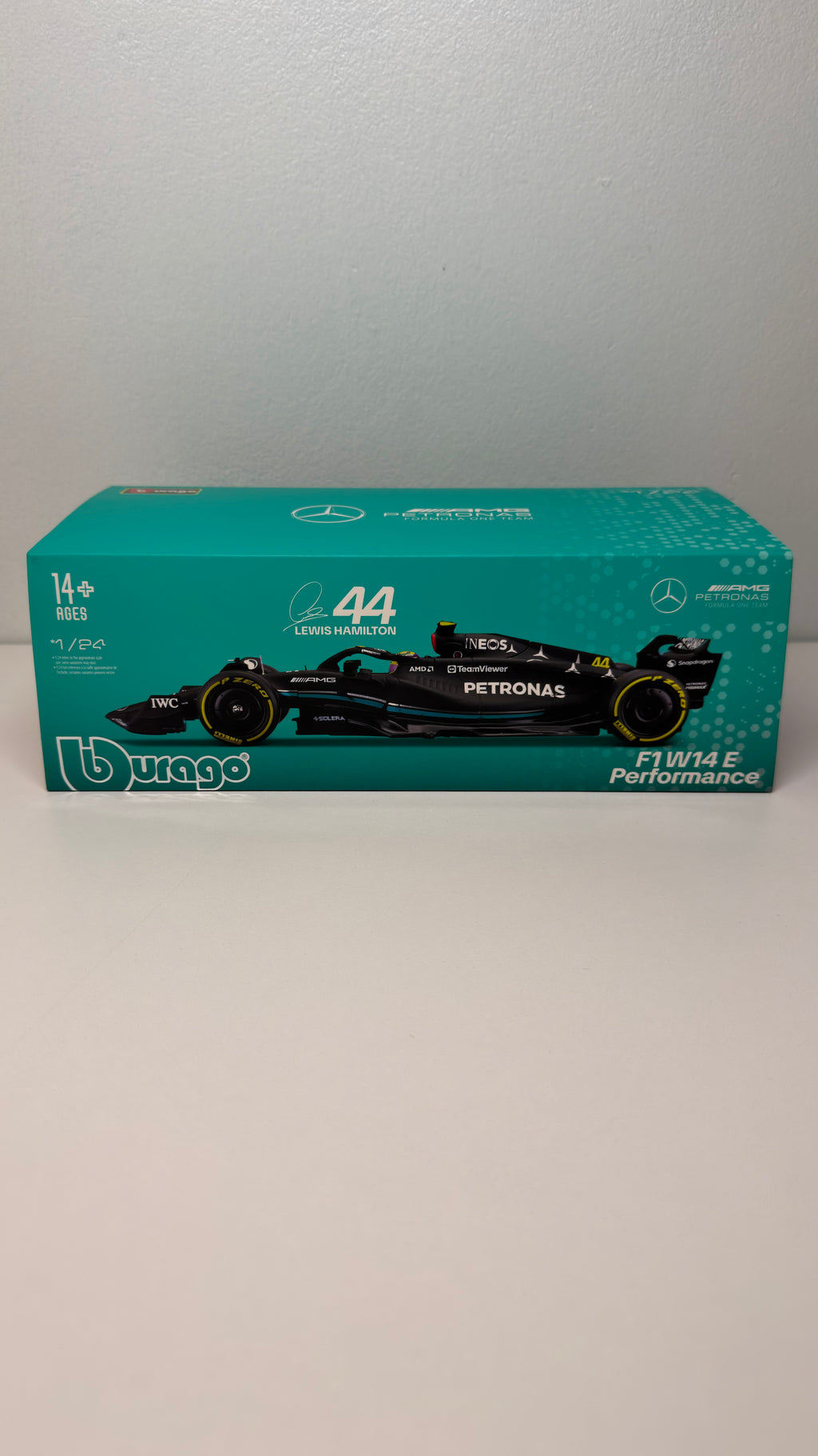 Mercedes W14 - Hamilton
