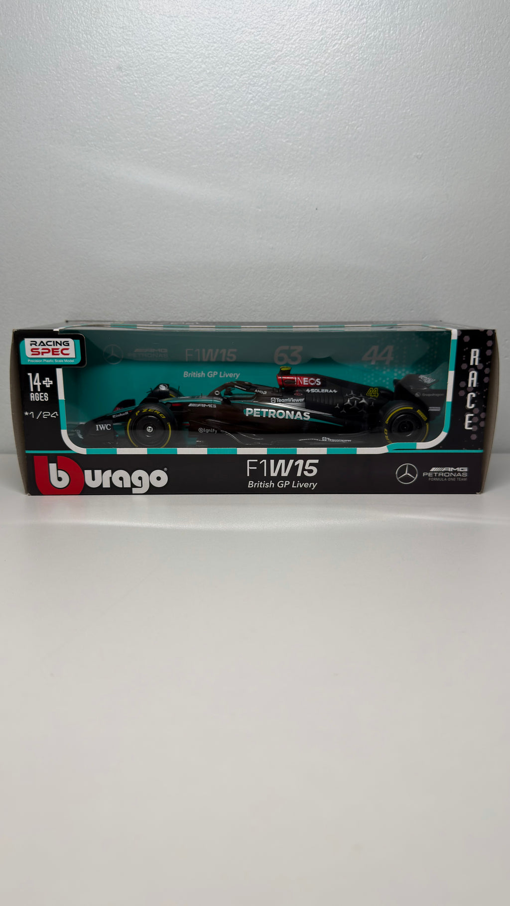 Mercedes W15 - Hamilton