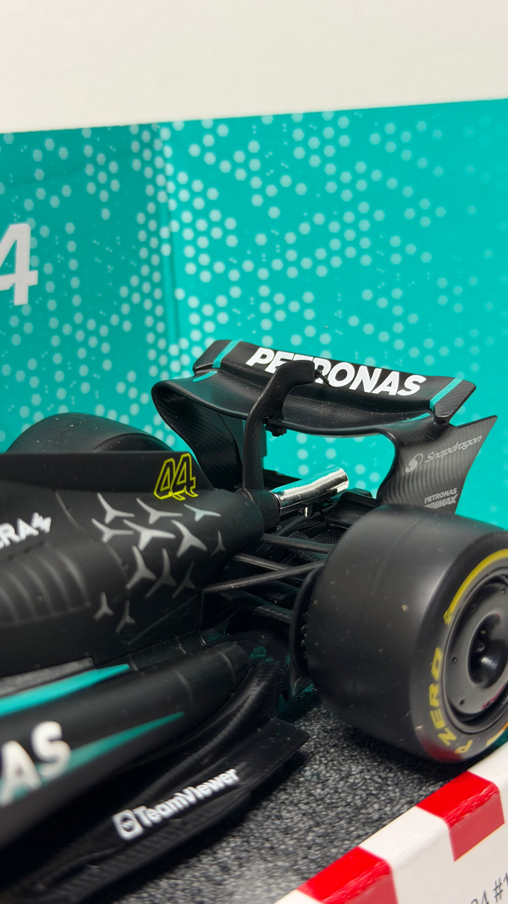 Mercedes W15 - Hamilton