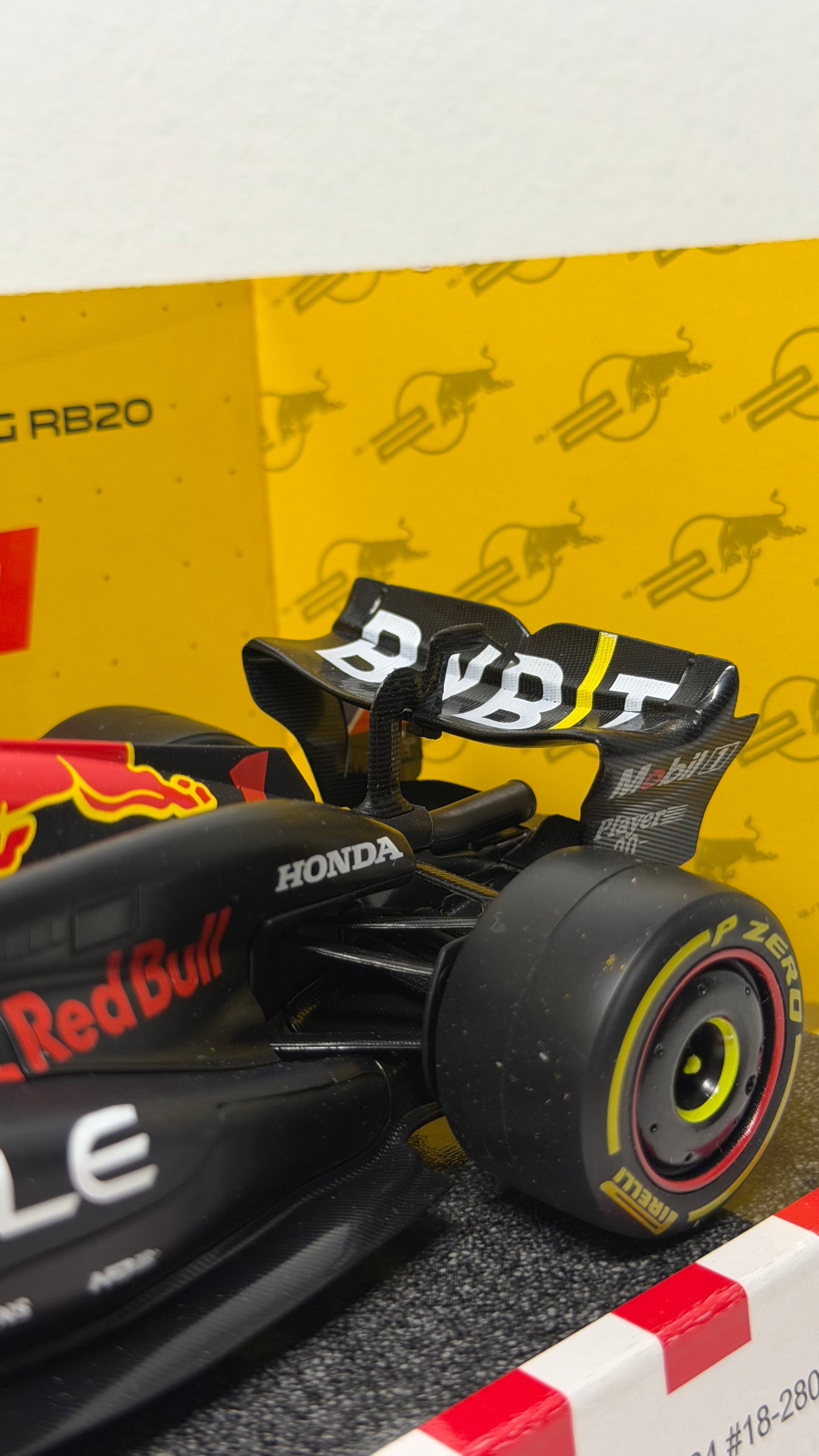 Red Bull RB20 - Verstappen