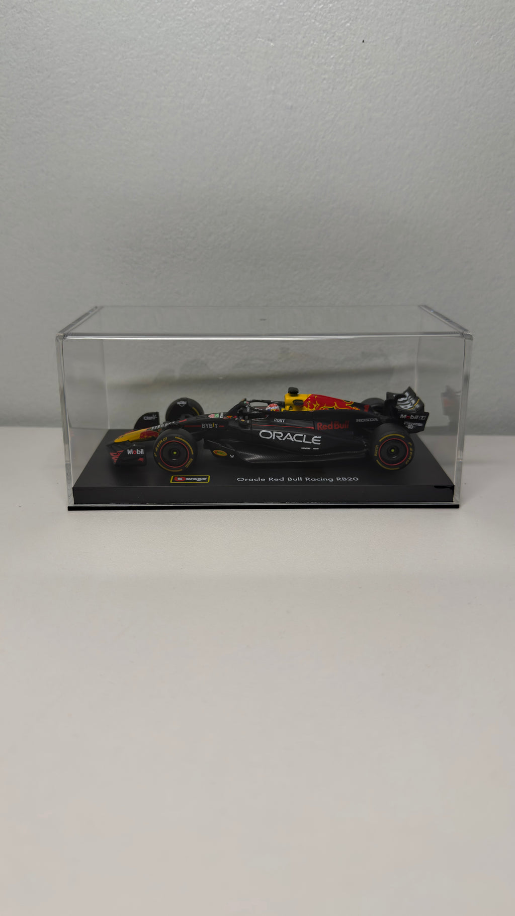 Pack Red Bull Racing 1:43 Polo + auto