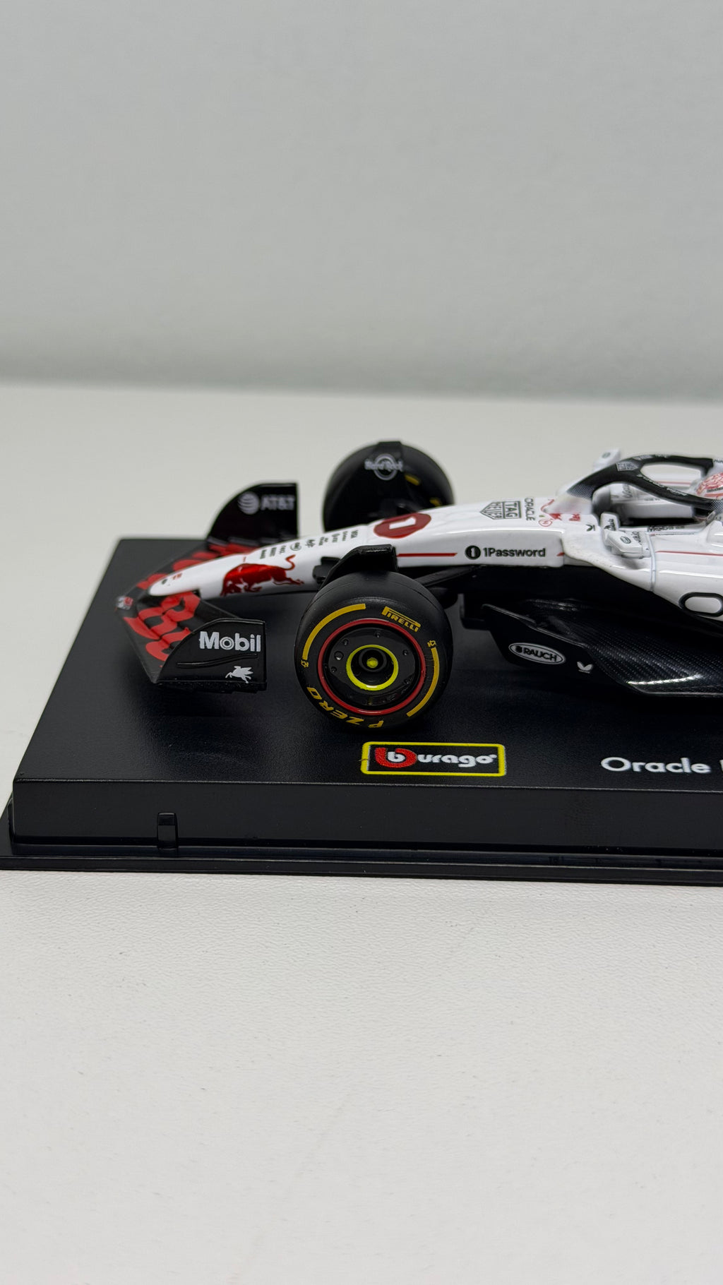 Red Bull RB21 - Verstappen Edición especial JAPON