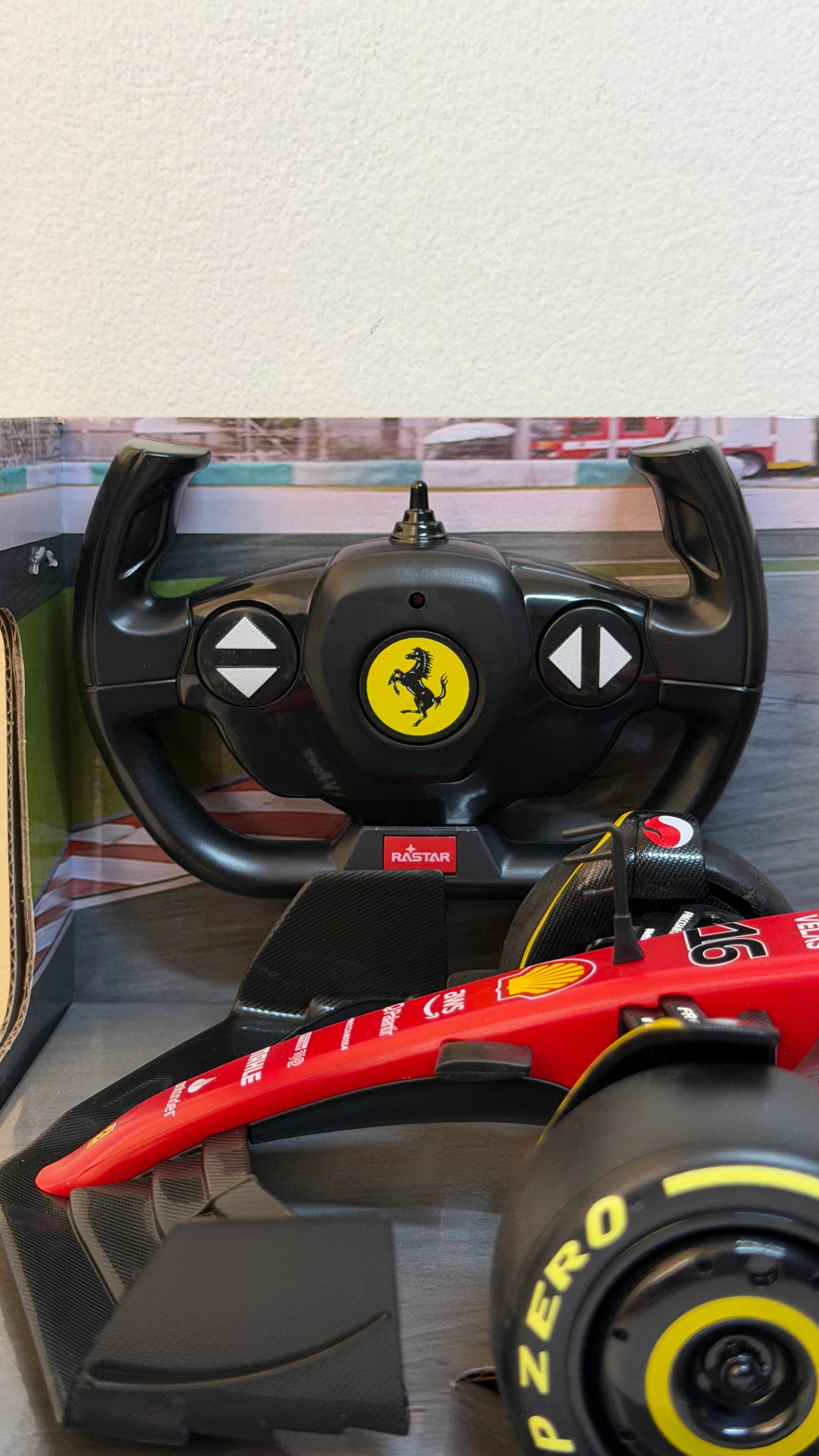 Ferrari F175 - Leclerc