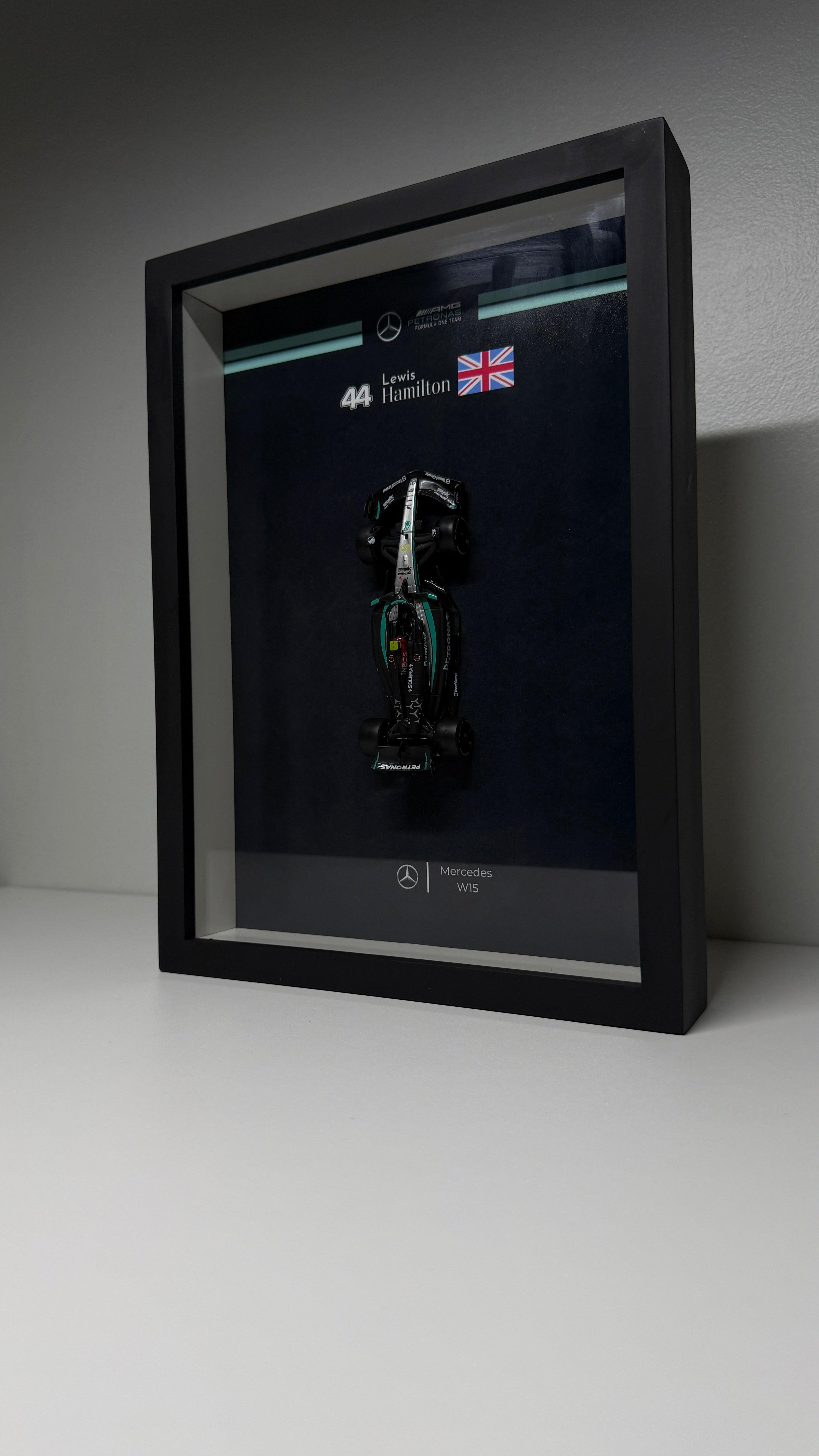 Mercedes Hamilton - Modelo 1