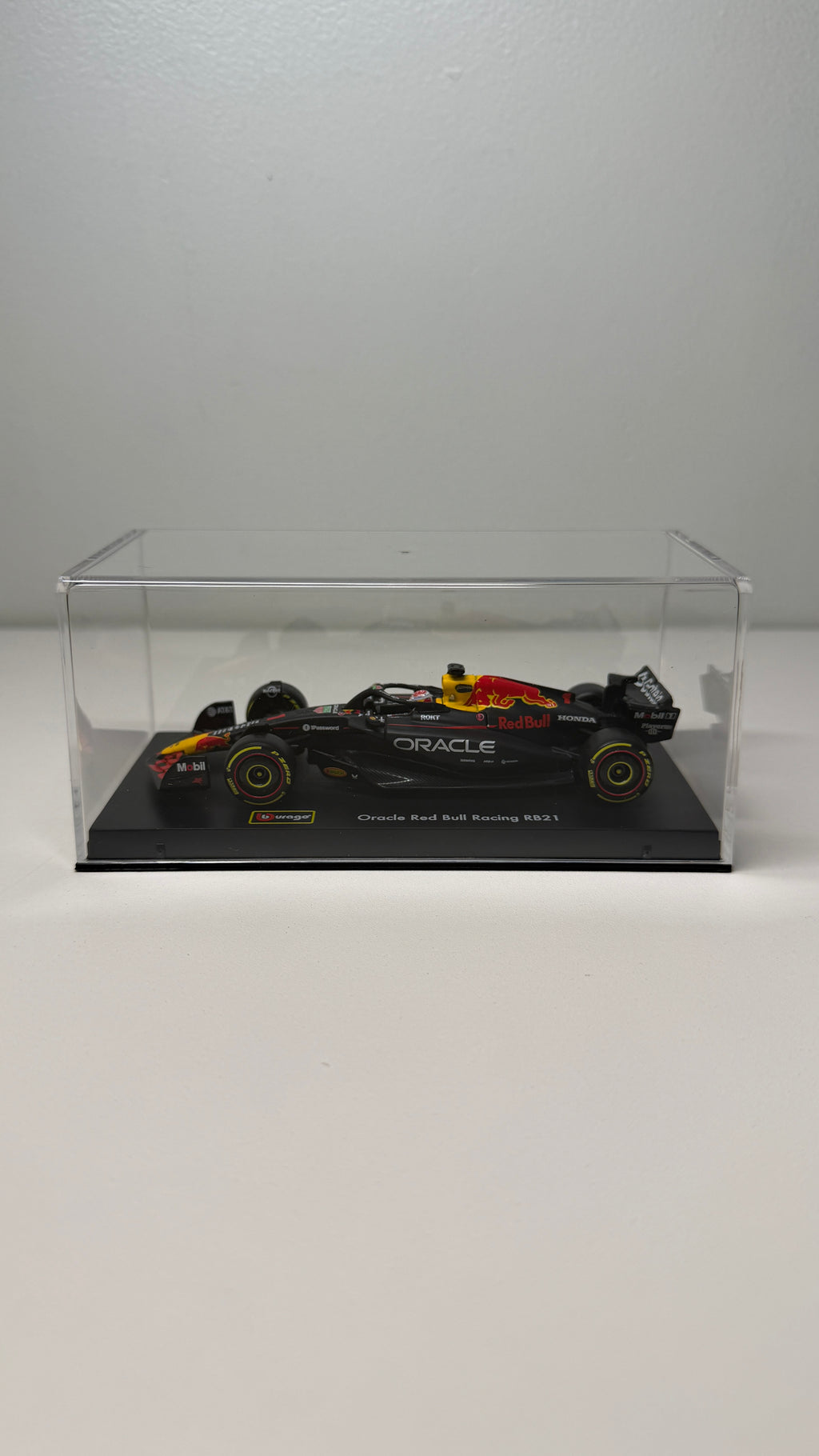 Red Bull RB21 - Verstappen - 2025