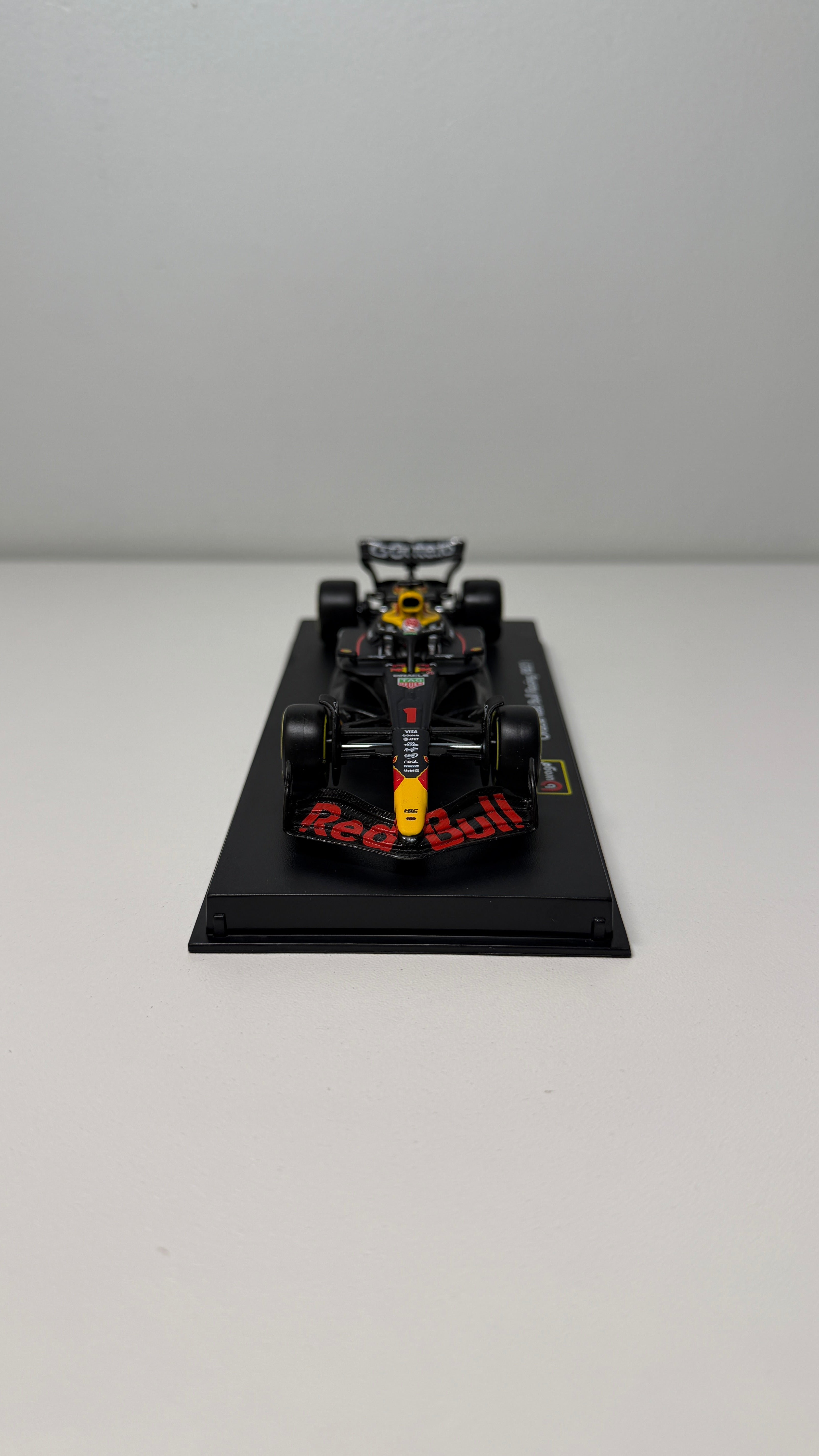 Red Bull RB21 - Verstappen - 2025