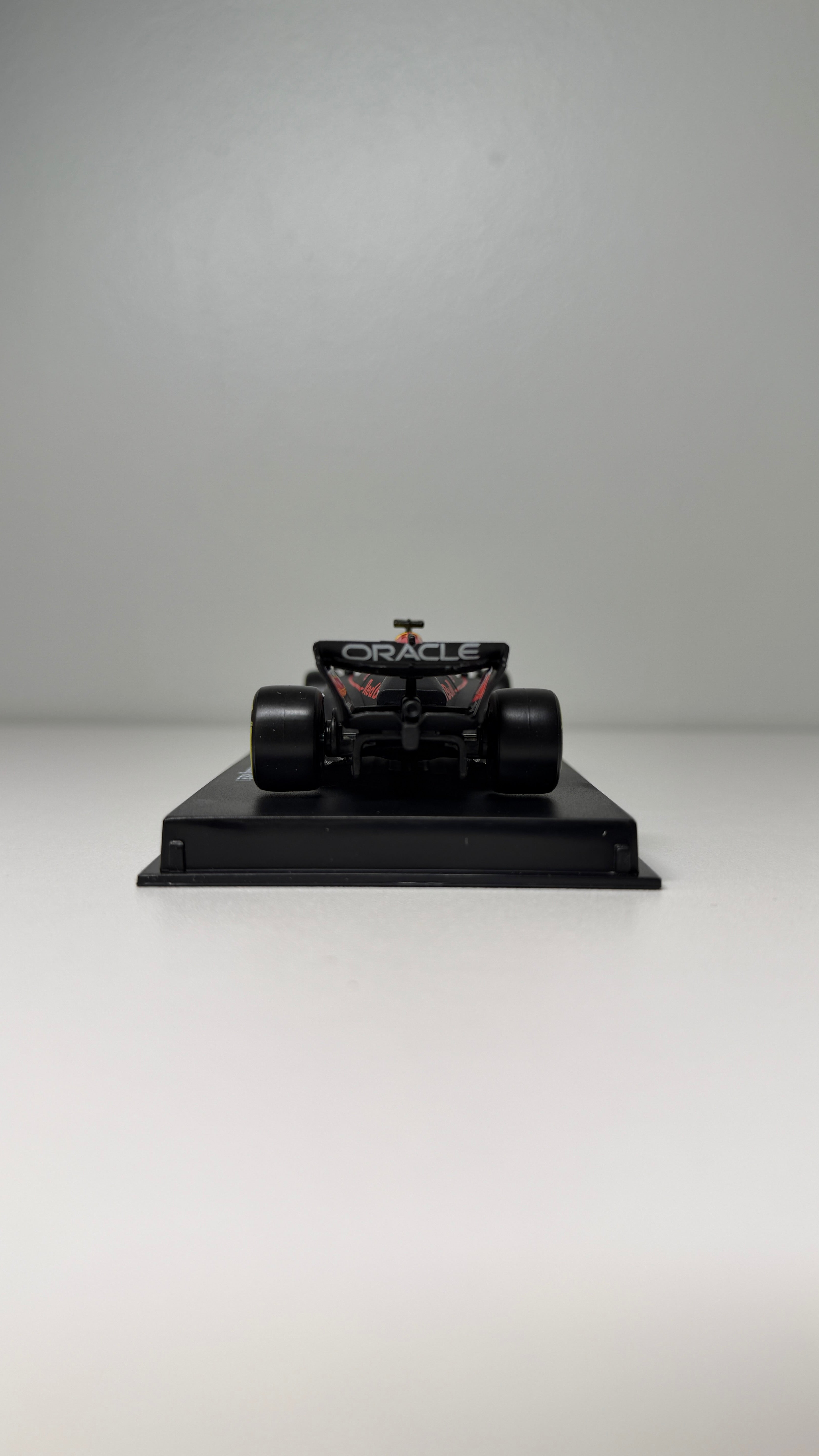 Red Bull RB21 - Verstappen - 2025