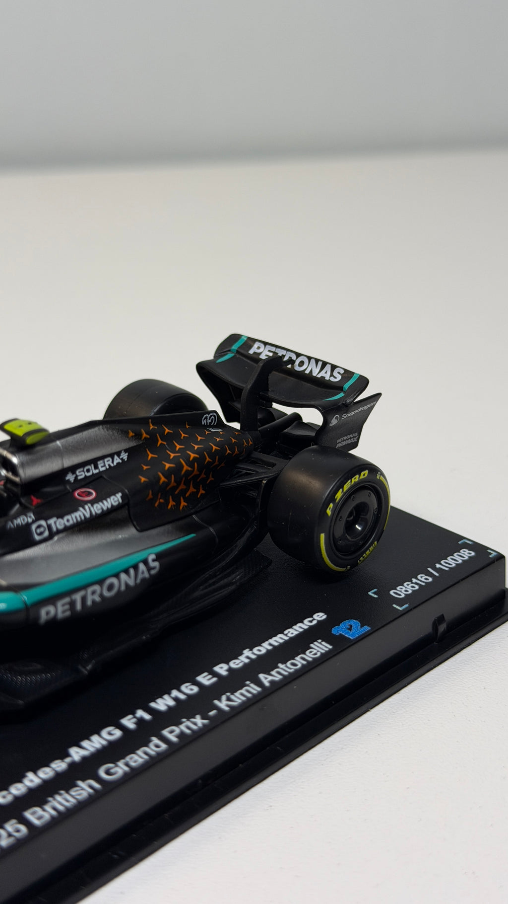 Mercedes W16 - Antonelli | Edición Especial - 2025 | 1:43