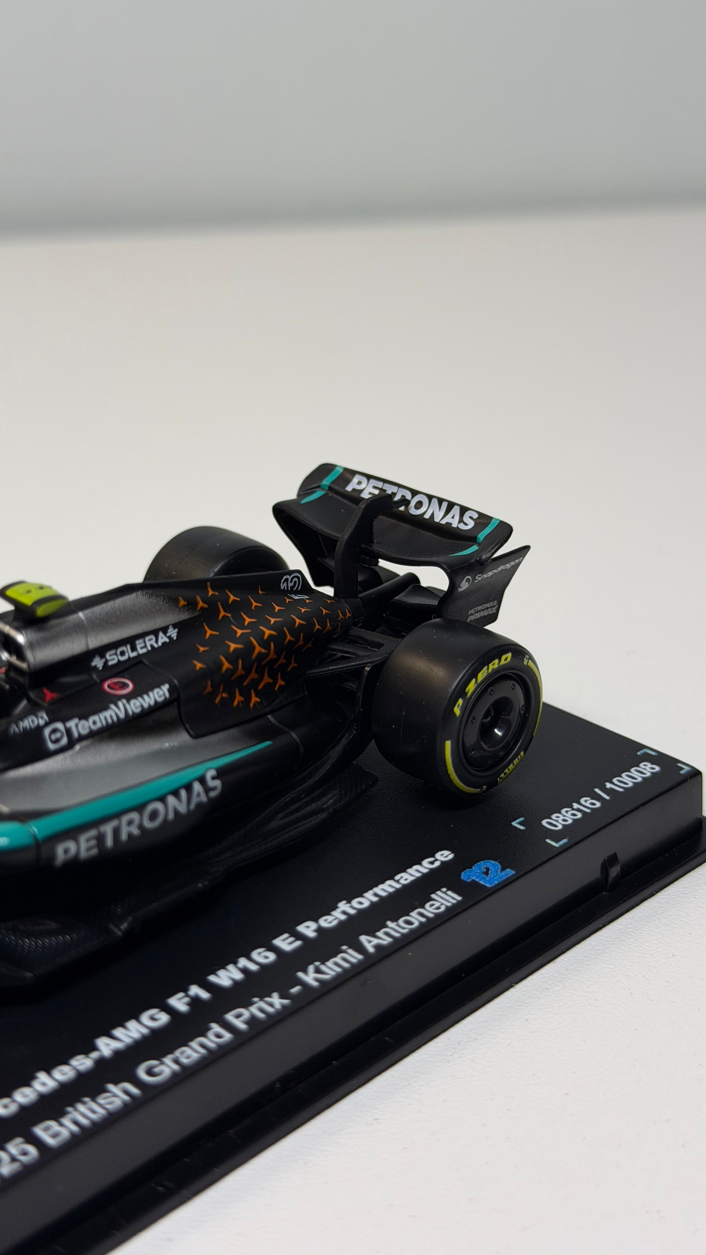 Mercedes W16 - Antonelli | Edición Especial - 2025 | 1:43