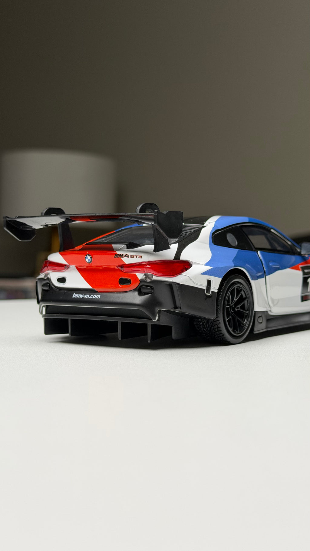 BMW M4 GT4 1:24