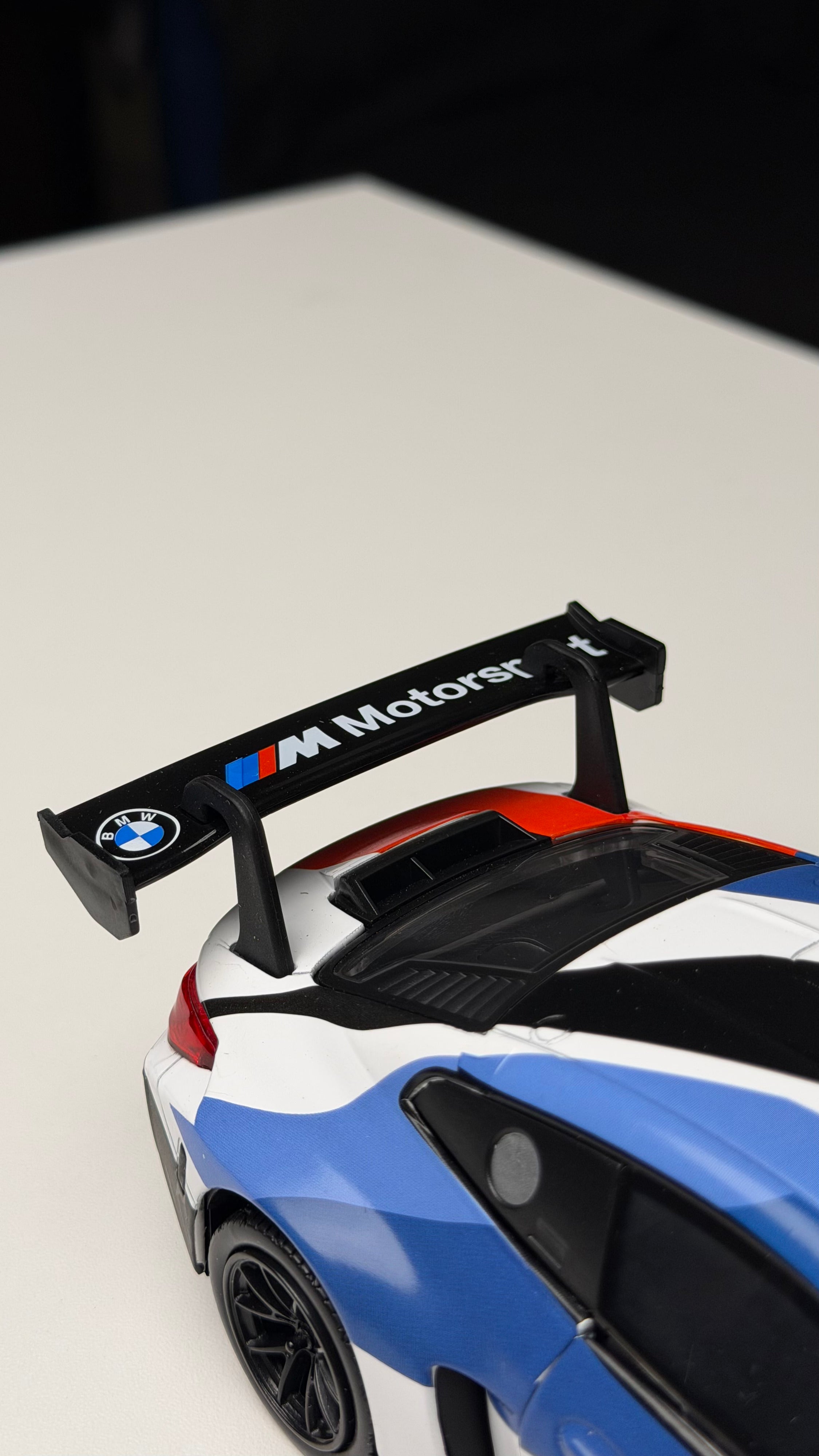 BMW M4 GT4 1:24