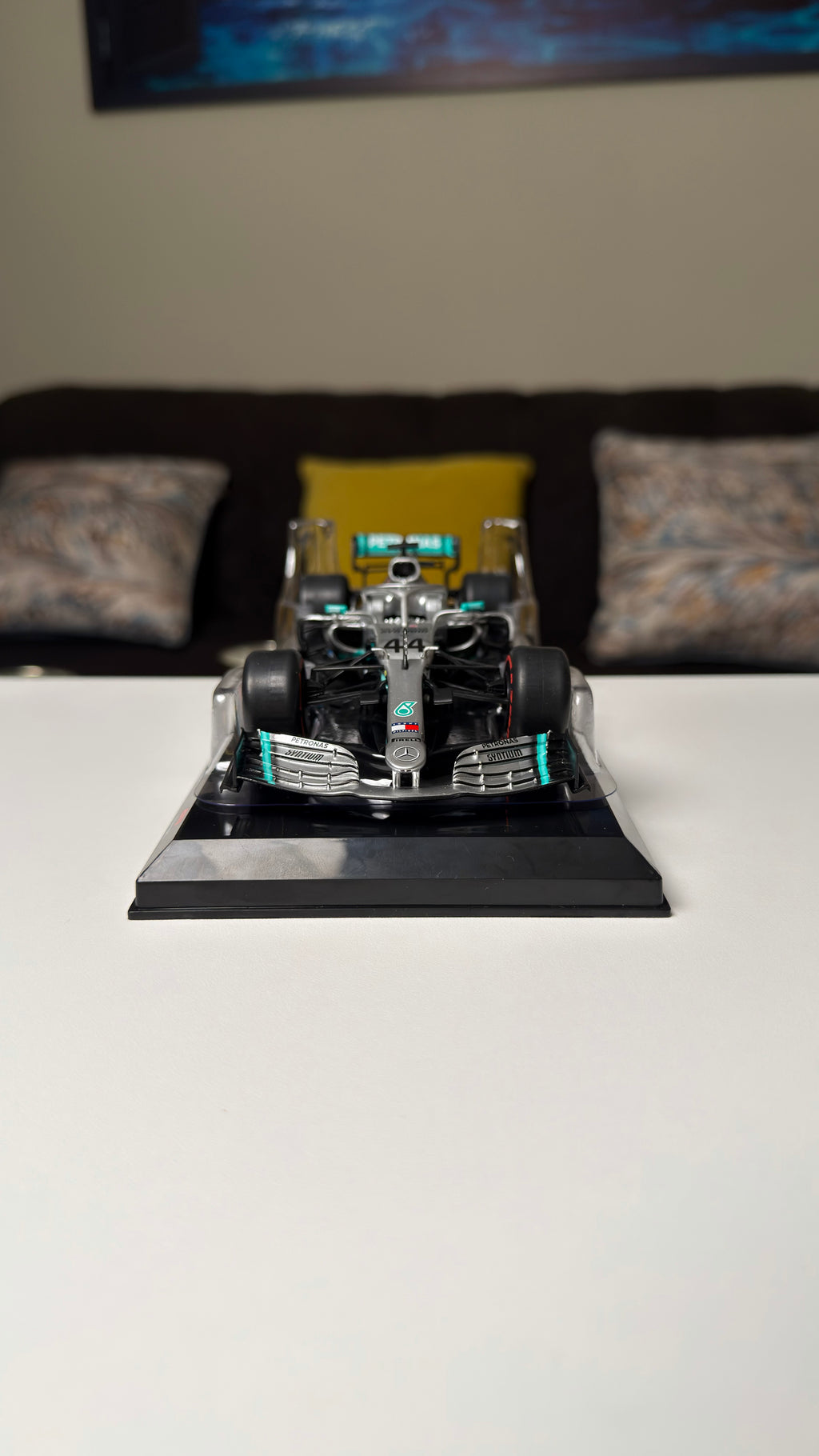 Mercedes W10 - Hamilton - 2019 | 1:24