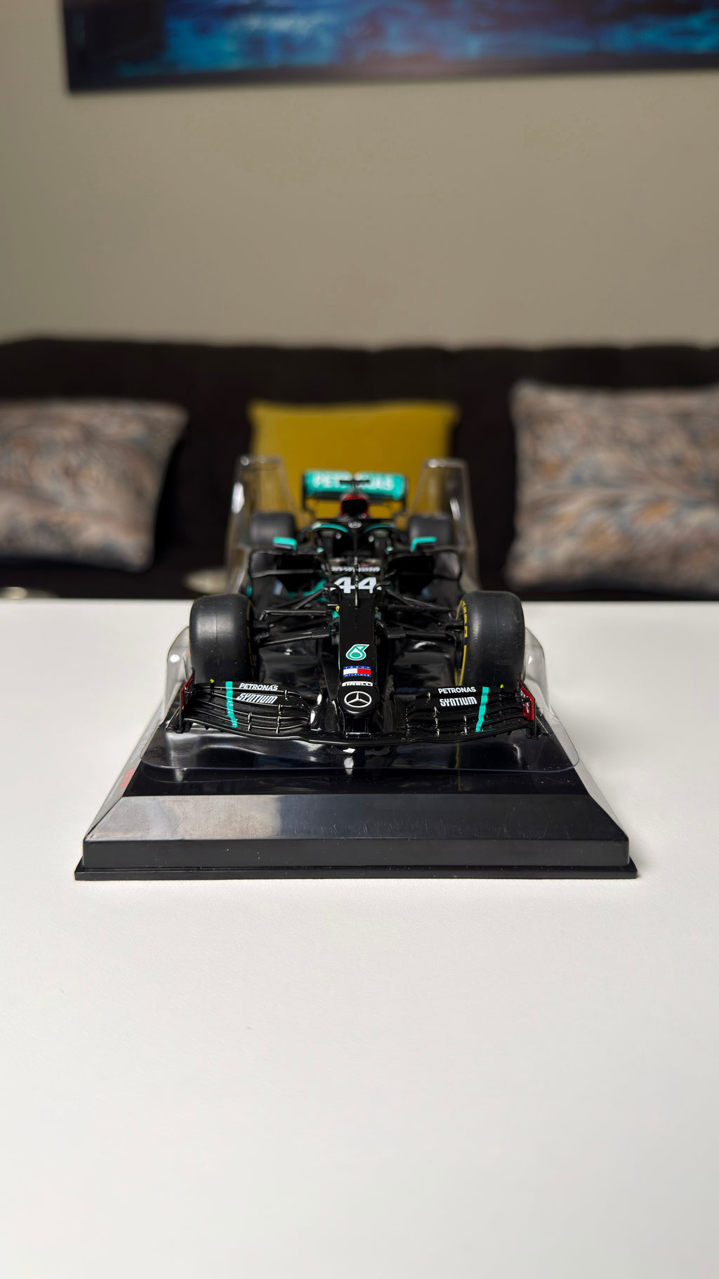 Mercedes W11 - Hamilton - 2020 | 1:24