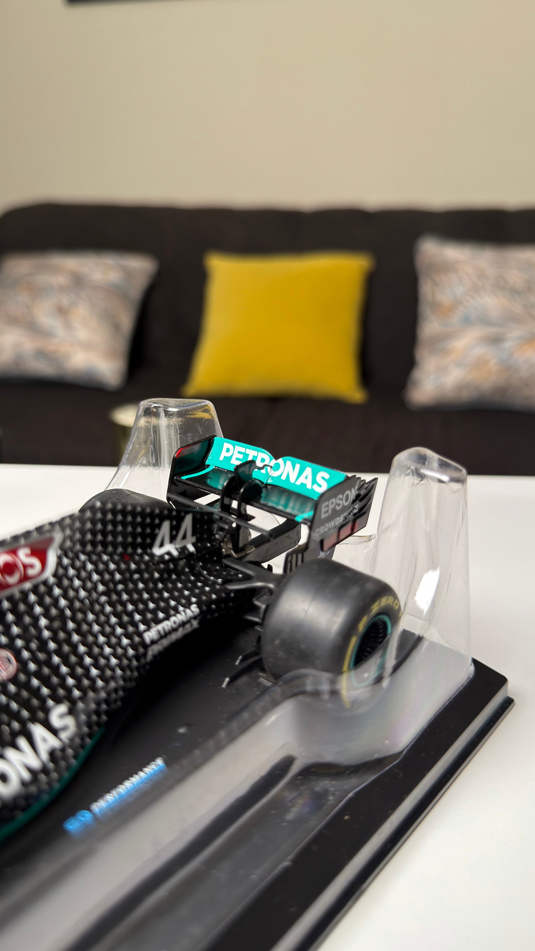 Mercedes W11 - Hamilton - 2020 | 1:24