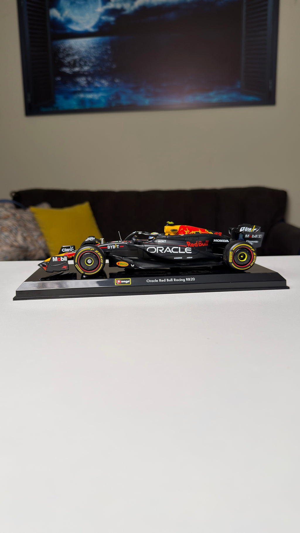 Red Bull RB20 - Pérez - 2024 | 1:24