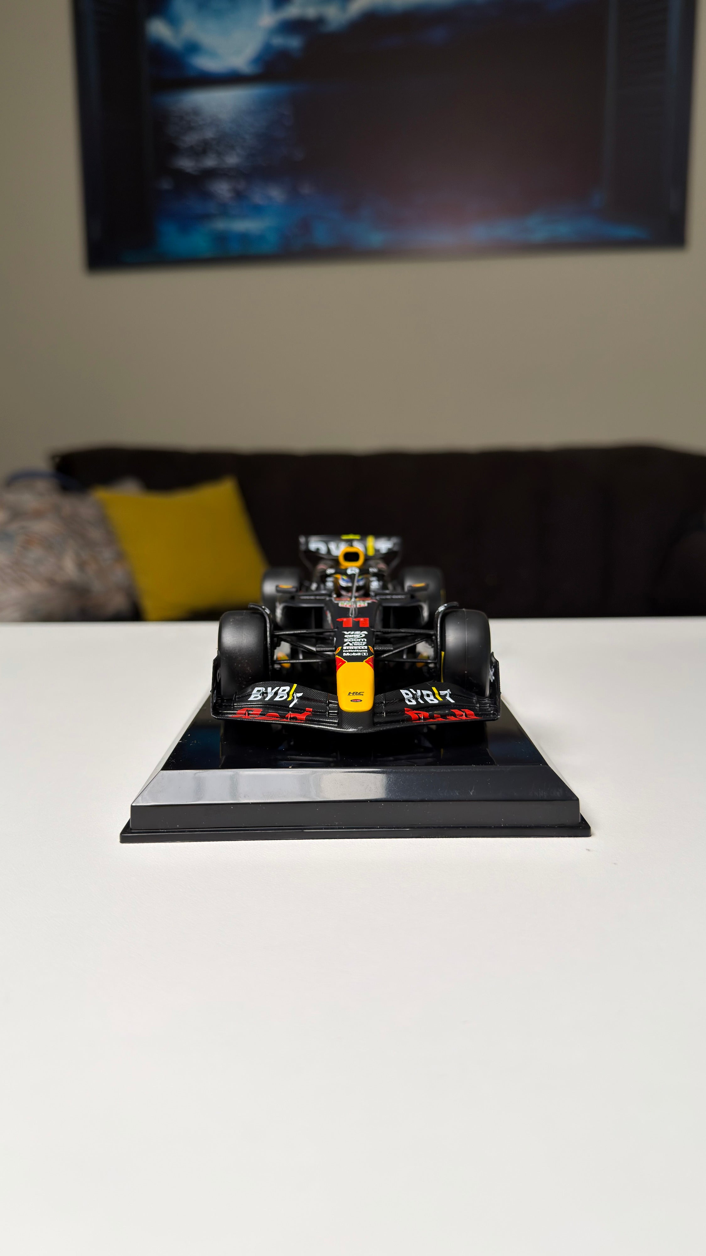Red Bull RB20 - Pérez - 2024 | 1:24