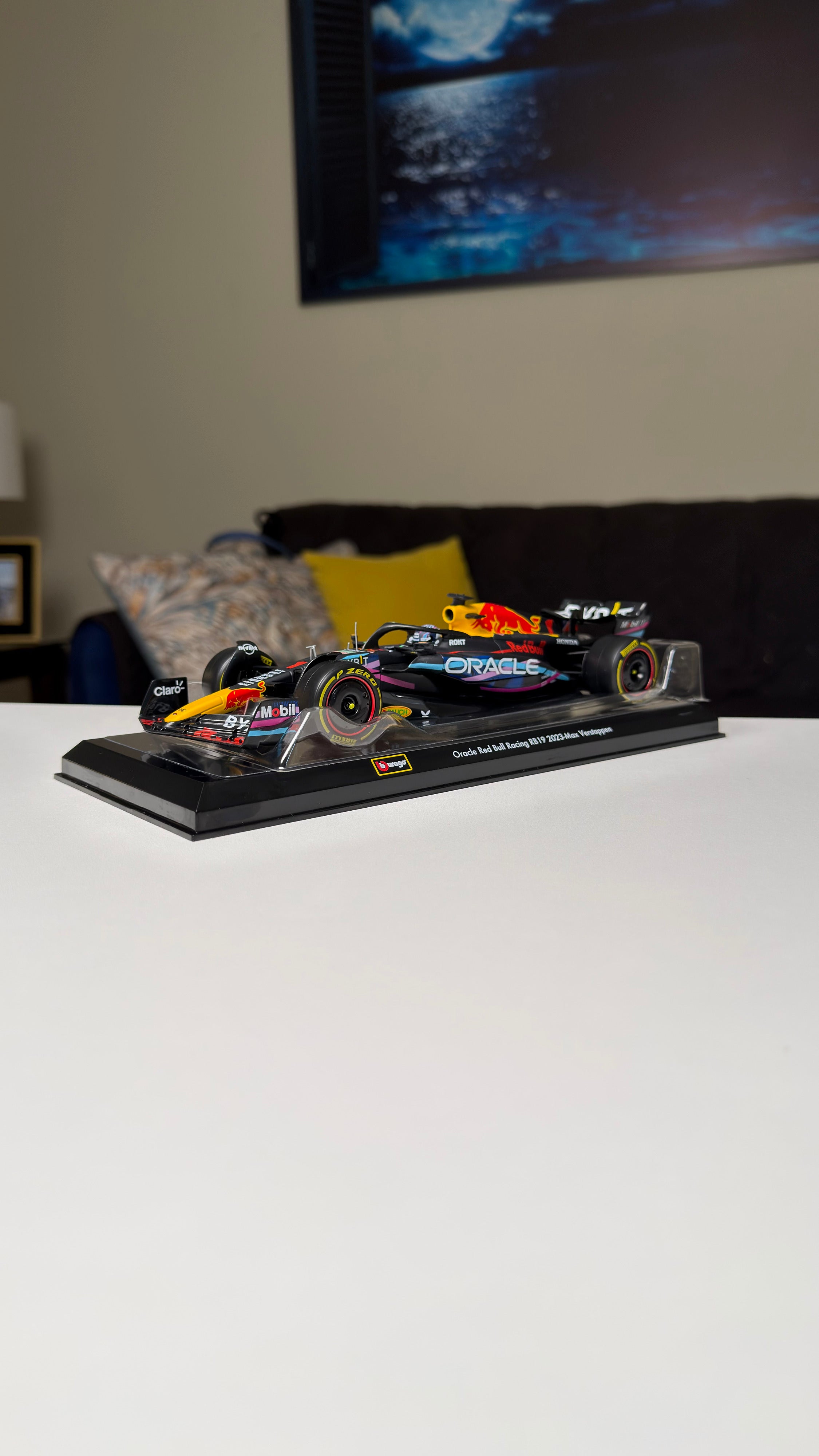 Red Bull RB19 - Verstappen | Edición Especial - 2023 | 1:24