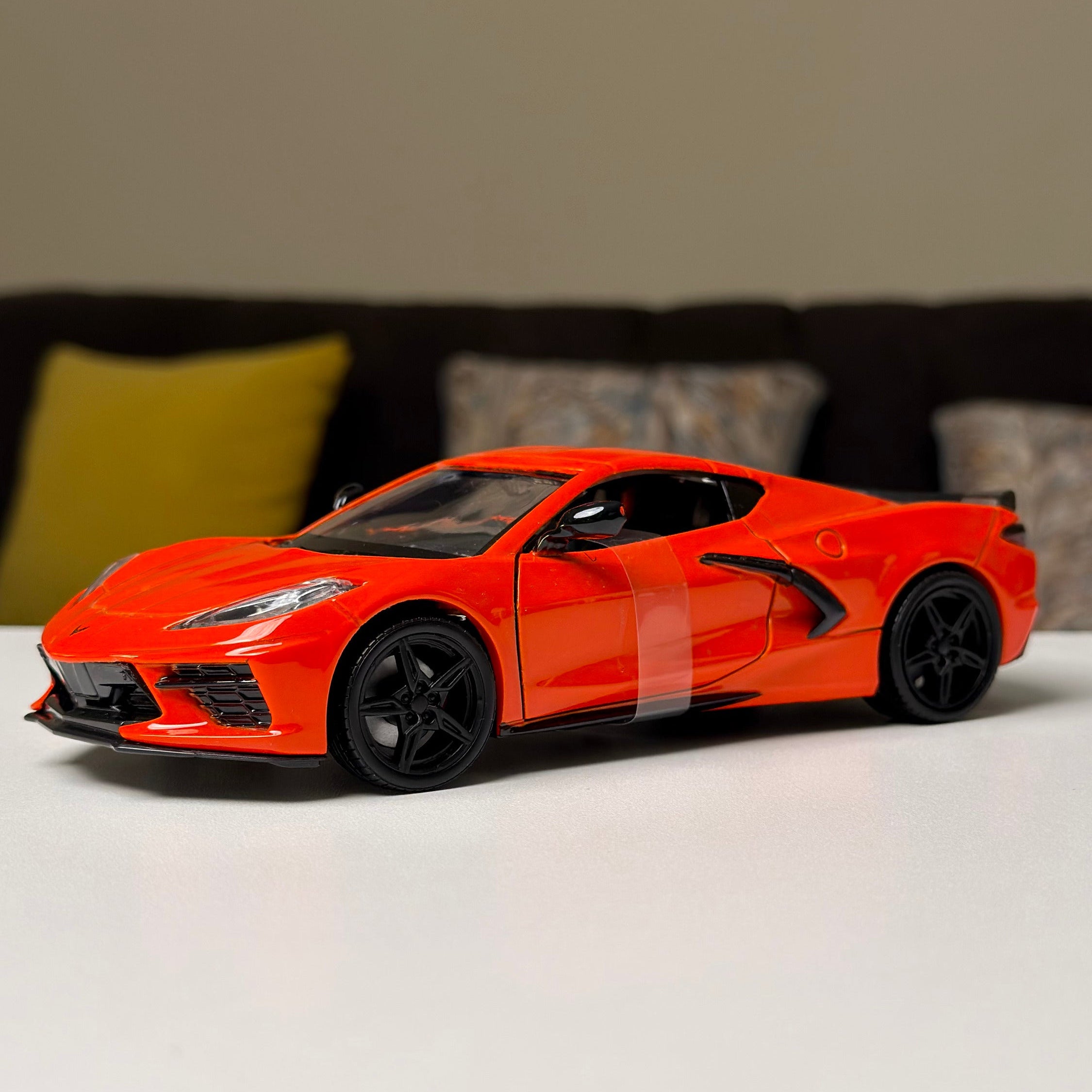 Corvette C8 1:24