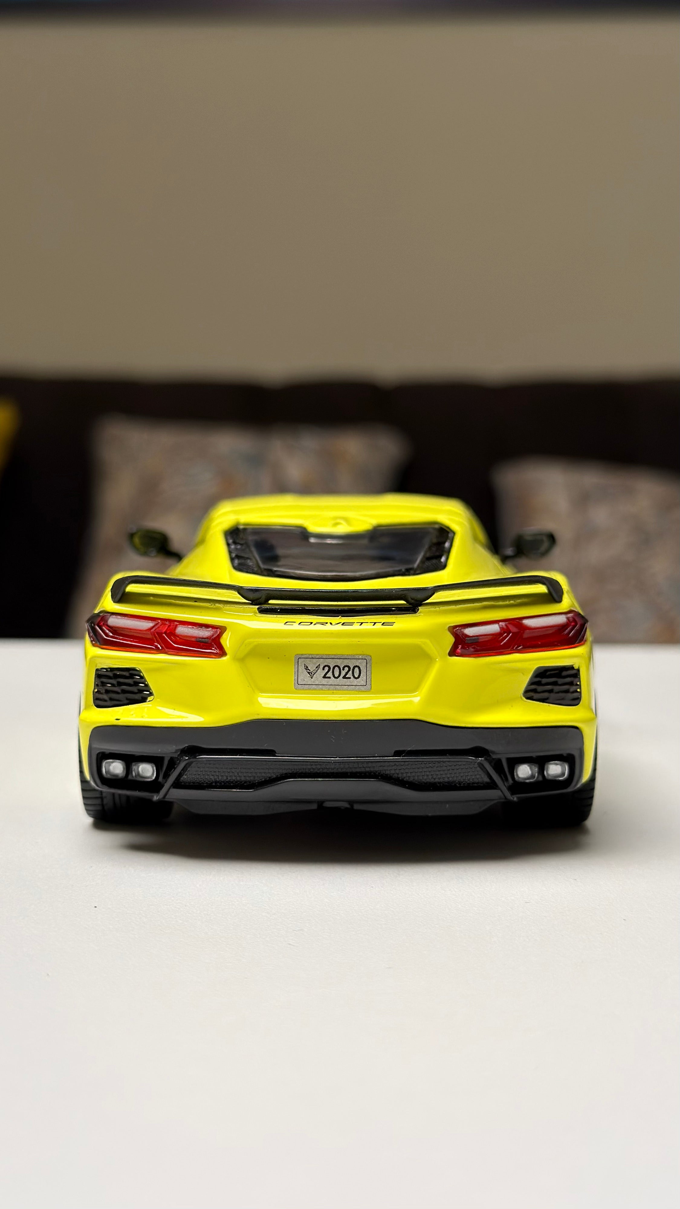 Corvette C8 1:24