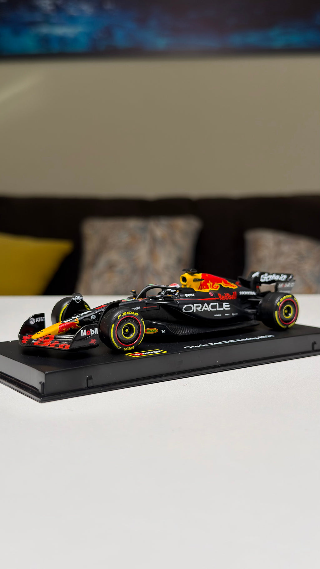 Red Bull RB21 - Verstappen - 2025 | 1:43